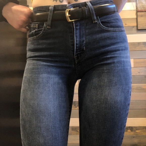 Indigo faded Levi’s skinny jeans size 25 - Picture 4 of 9